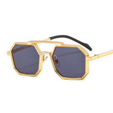 (C2 Gold Frame Gray Lens) Okulary przeciwsłoneczne T22033 Punk Trend Metal Polygon Unisex INS Style Personalizowane okulary przeciwsłoneczne