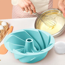 (21.5 cm, Pink) GREATON Round Nonstick Cake Pan for Baking Cakes, Cookies, and Bread, 22 x 9.5 cm, Turquoise
