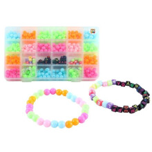 Dekorative perler i en organizer