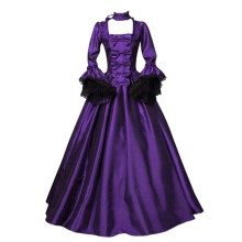 (Purple, S) Abito di corte medievale con inserti in pizzo e maniche svasate di grande effetto.
