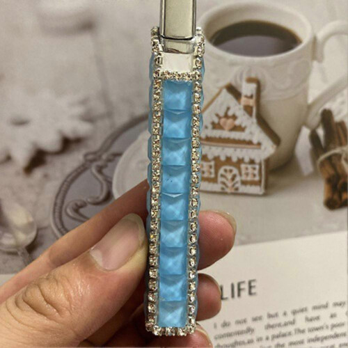 (S) Portable Elegant Lighter Windproof Torch Flame Metal Refillable Butane Lighter Elegant Desk Decor