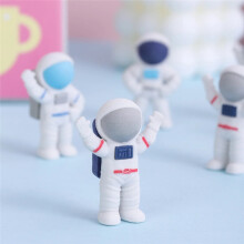 3Pcs/Lot Creative 3D Astronaut Eraser Cute Cartoon Spacemen Rubber Pencil Eraser Fit for Kids School Stationery Student Award Gifts