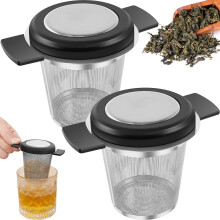 Lot de 2 passoires à thé Qenwkxz en acier inoxydable avec infuseur à mailles fines, couvercle en silicone et poignées résistantes à la chaleur,
