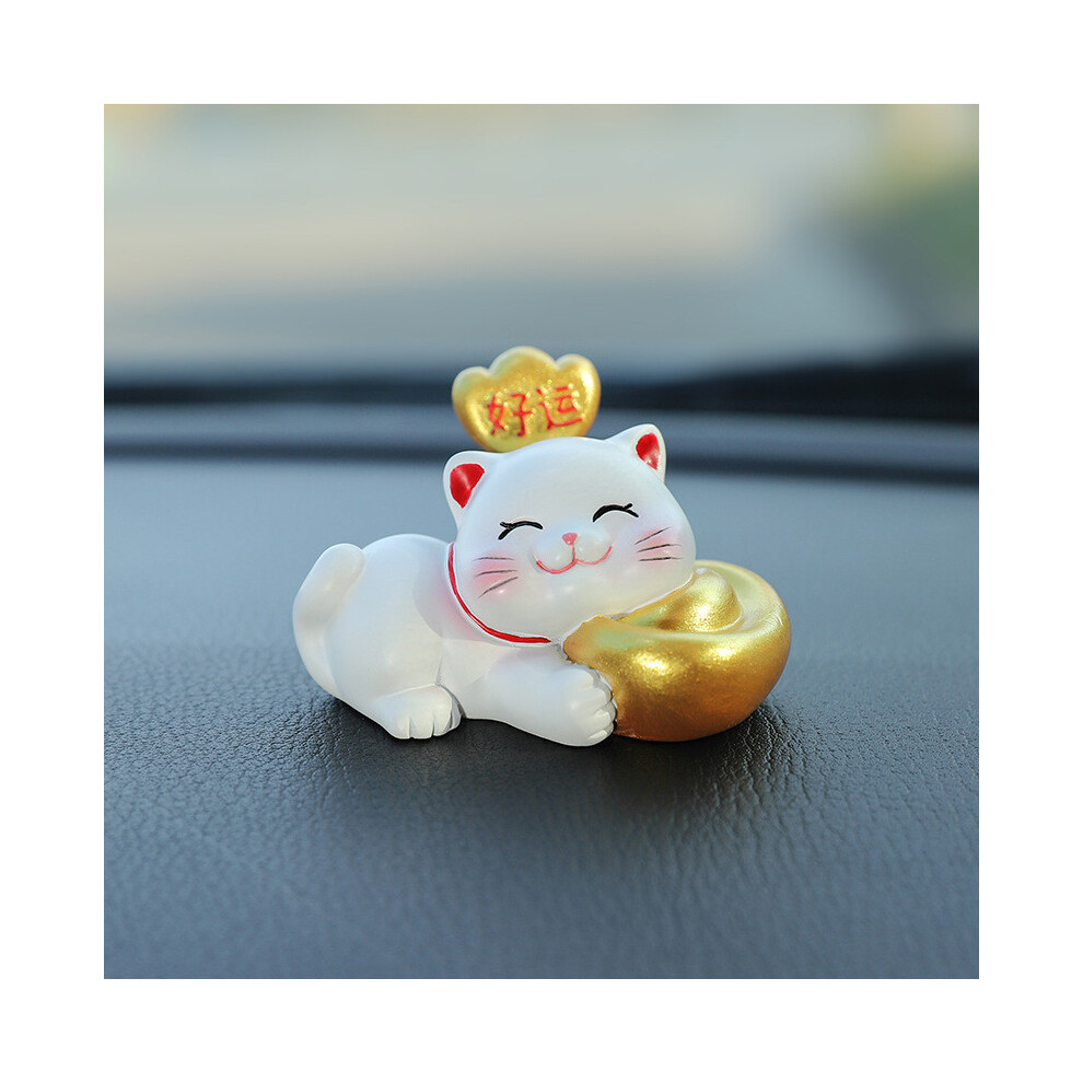 (Lucky) Resin Lucky Cat Car Ornament With Swinging Fortune Design Creative Ingots 695828190530