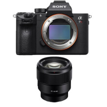 Sony A7R II + Sel 85Mm F1.8