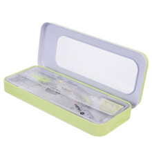 Kit de ferramentas para desenho geométrico para uso escolar em matemática.