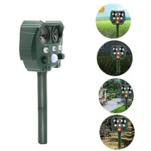 Ultrasonic Animal Repellent Solar Powered Waterproof Animal Repeller