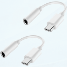 USB-C to 3.5mm audio adapter compatible with Samsung and