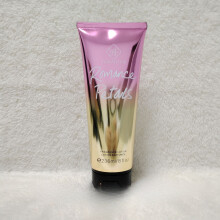 Lóisín coirp Victoria Liuxiang cumhráin taisleánach 236ml