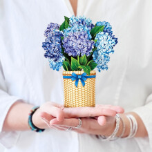 Freshcut Paper Popup Karten, Mini Nantucket Hortensien, 6 Zoll Mini Blumenstrauß 3D