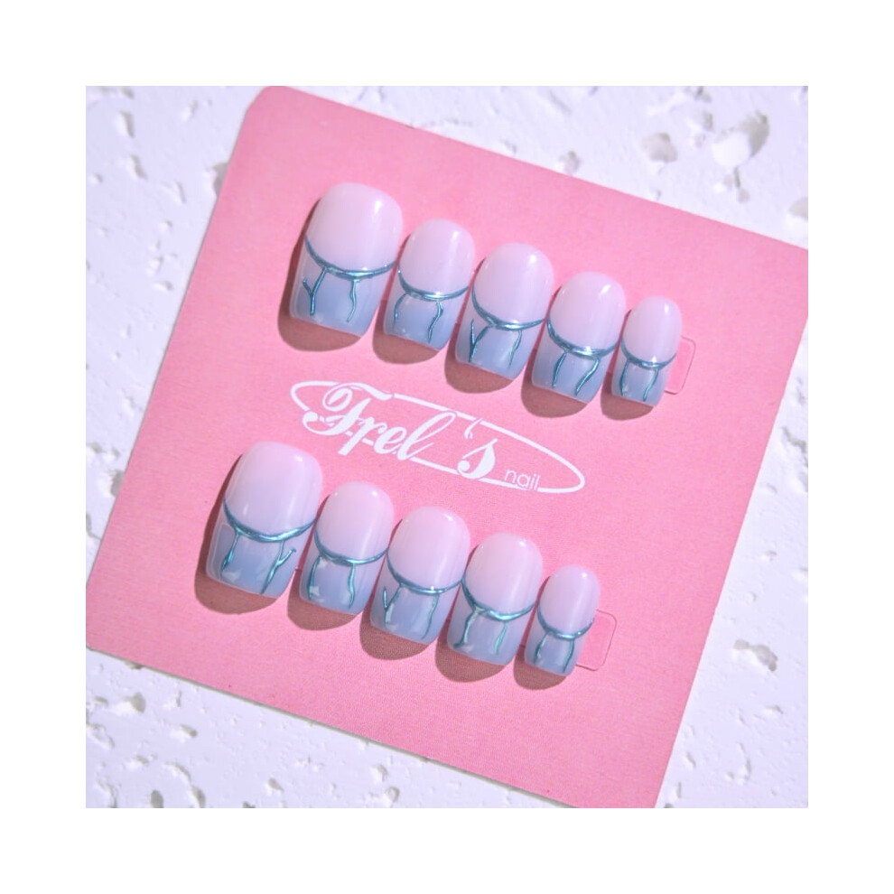 Frely's Press-On Nails Blue Gradient Holiday Set