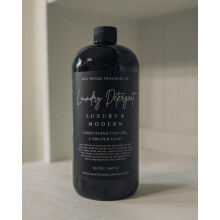 Detergent lichid cu parfum de lux, 946 ml