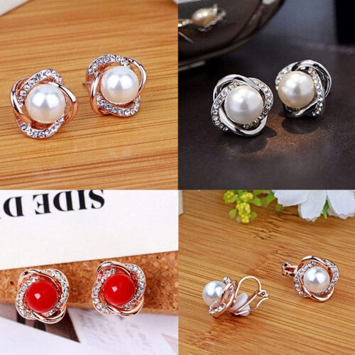 Orecchini a clip da donna con perle e strass trasparenti 1