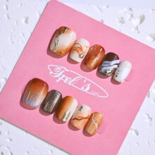 Frely's Natural Dreamy Melody Press-On Nails Set M
