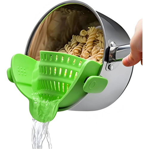 Collapsible Colander with Clip-On Strainer Green
