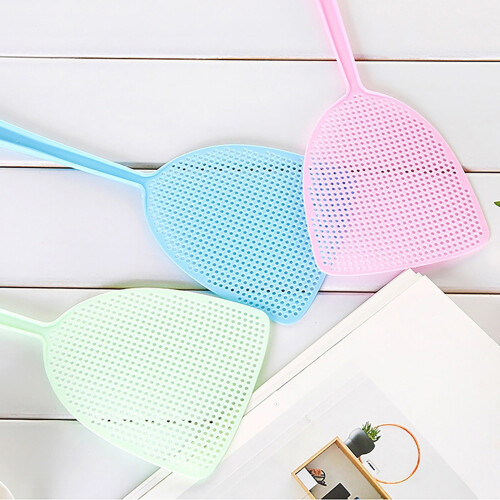 Plastic Fly Swatter with Extended Handle 2 pcs 2