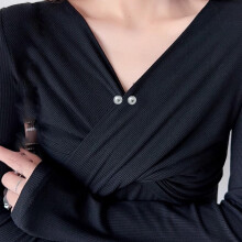 Women's Pearl Brooch for Sweaters and Shawls 1 Piece