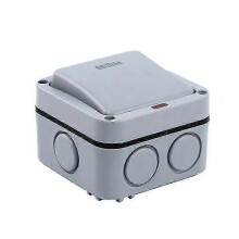 Lasc Uiscedhíonach Lasmuigh - 20A - IP66 - Lasc Uiscedhíonach Uilíoch le Lasc Neamhspleách agus Solas Táscaire - Liath - Don Lasmuigh
