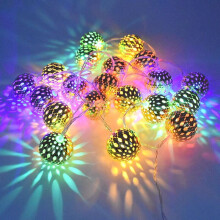 Guirlanda de luzes LED marroquinas de 2 metros com 10 lâmpadas multicoloridas.
