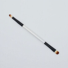 NINSEN double-end eyeshadow lip brush 2-in-1