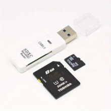 Léitheoir cártaí Mini USB3.0 2-in-1 do chártaí Micrea SD agus TF