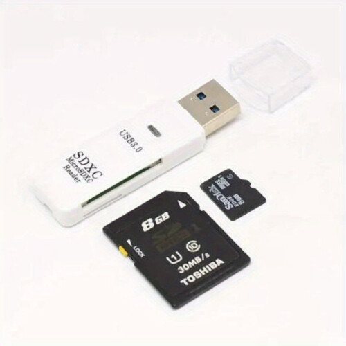 Léitheoir cártaí Mini USB3.0 2-in-1 do chártaí Micrea SD agus TF
