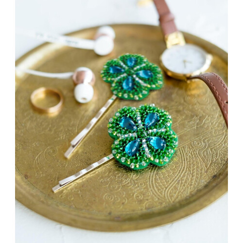 Abris Art Clover Bead Embroidery Kit ADH-006