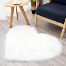 Heart Rug White Soft Cozy 35.4x27.5 Inch