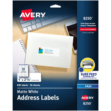 Avery Mattvita Vita Adressetiketter, Sure Feed-teknik, Permanent Lim, 1" x 2-5/8", 600 Etiketter (8250)