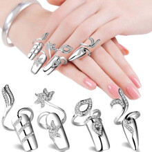 Rhinestone fingernail ring set silver 4 pcs