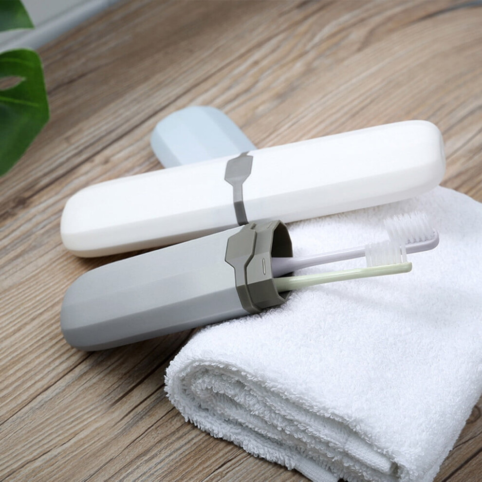 iZZZHH portable toothbrush holder case transparent plastic