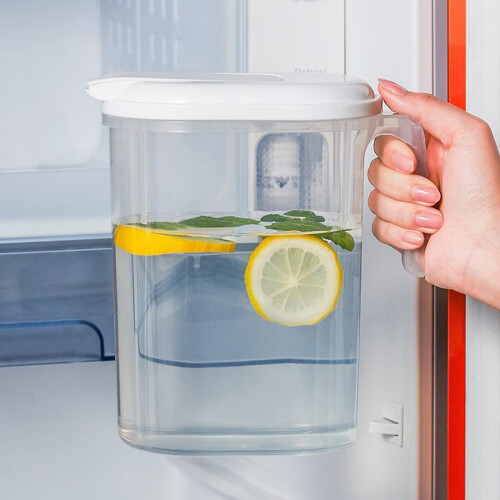 Harliver clear plastic pitcher 1.8L BPA-free airtight