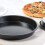 Forma de pizza antiaderente de 15 cm (6 polegadas) na cor preta. 5