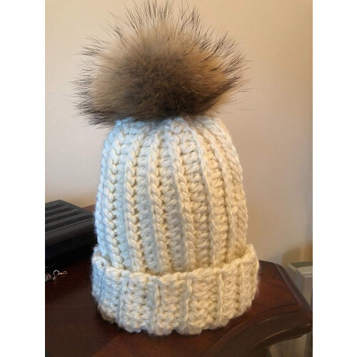 Pälspompom för mössa brun, 13 cm diameter, avtagbar 2