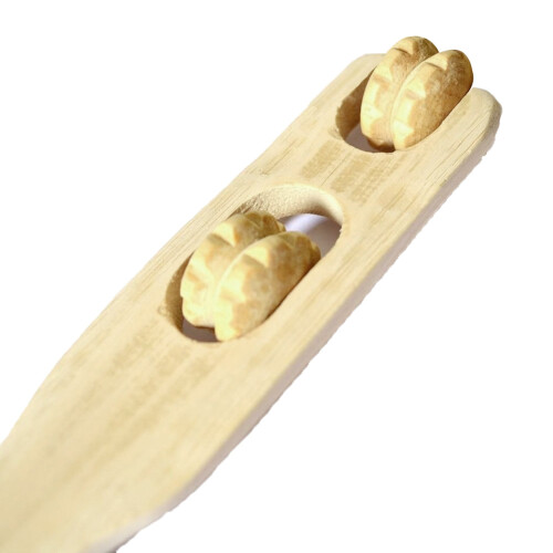 Bamboo back scratcher with rollers 18 inch 2