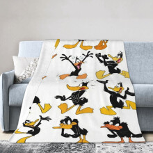 Daffy Duck plush throw blanket for sofa bedroom