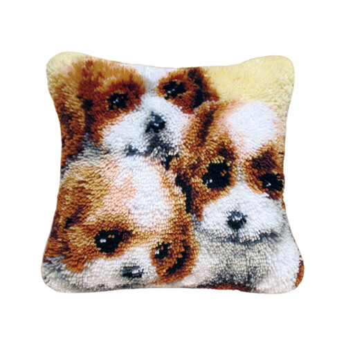 Pillowcase latch and hook kit 43x43 cm dog pattern 1