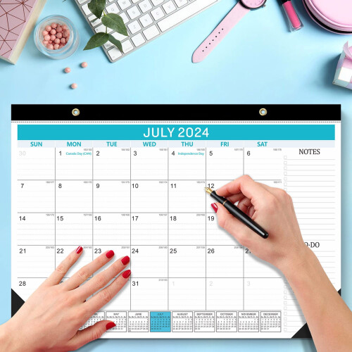 Doodle desk calendar 2025–2026 large size 1