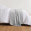 Colcha Levtex Caden em gaze de algodão tamanho King, cinza-névoa, 269 x 234 cm (106 x 92 polegadas) 4