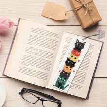 4Pcs Special Shape Animal Diamond Painting Bookmarks with Pendant DIY Diamond Art Bookmarks Kits Gift for Reader Crafts