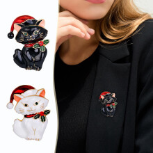 Christmas cat brooch festive animal pin 1 piece