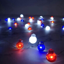 Guirlande lumineuse LED LINLIN à ampoules rouges, blanches et bleues, alimentée par piles, fil de cuivre et télécommande incluses, idéale pour