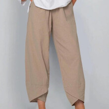 (Yellow, 4XL) Simple Loose Casual Nine-Point Pants for Women In Plus Sizes: New Cross-Border Solid Color Collection