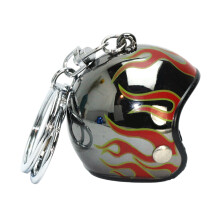Chaveiros masculinos com design elegante, tamanho compacto e construção durável. Pingente exclusivo em formato de capacete para chaveiros