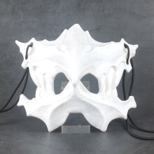 (I) Halloween Skull Party Mask Anime Dragon God Skeleton Half Face Dress Up Dragongod Yaksha Tengu Tooth Skullmask