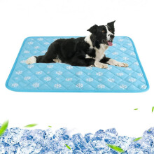 Dog mat, cooling mat for dogs, washable cooling pad for dogs, for home, travel or car