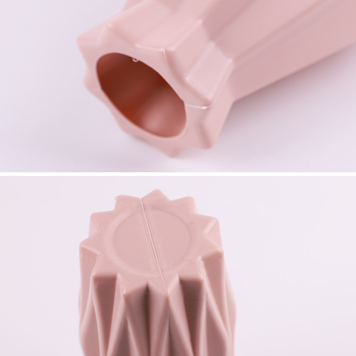 Vase élégant, finition chromée résistante, motif floral moderne 2