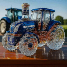 (Blue tractor) Whiskey Bottle Tractor Shape 10 Oz Novelty Creative Tractor Theme Empty Bottle_fusmg_qlsg