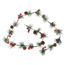 1Kersttak Met Rattan En Feestversiering