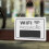 1Witte WiFi Deurhanger Met Duurzaam Retro Ontwerp 3